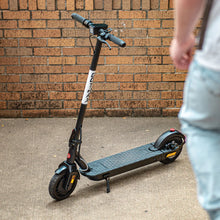 Load image into Gallery viewer, GoTrax Fusion Electric Scooter