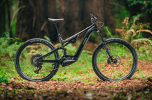 Load image into Gallery viewer, Aventon Current EXP eMTB
